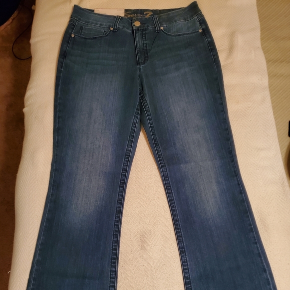 Seven7 Bootcut Jeans - Picture 2 of 6